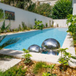 jardin de charme - piscine couloir de nage - verdure et volupté - visiter Bordeaux